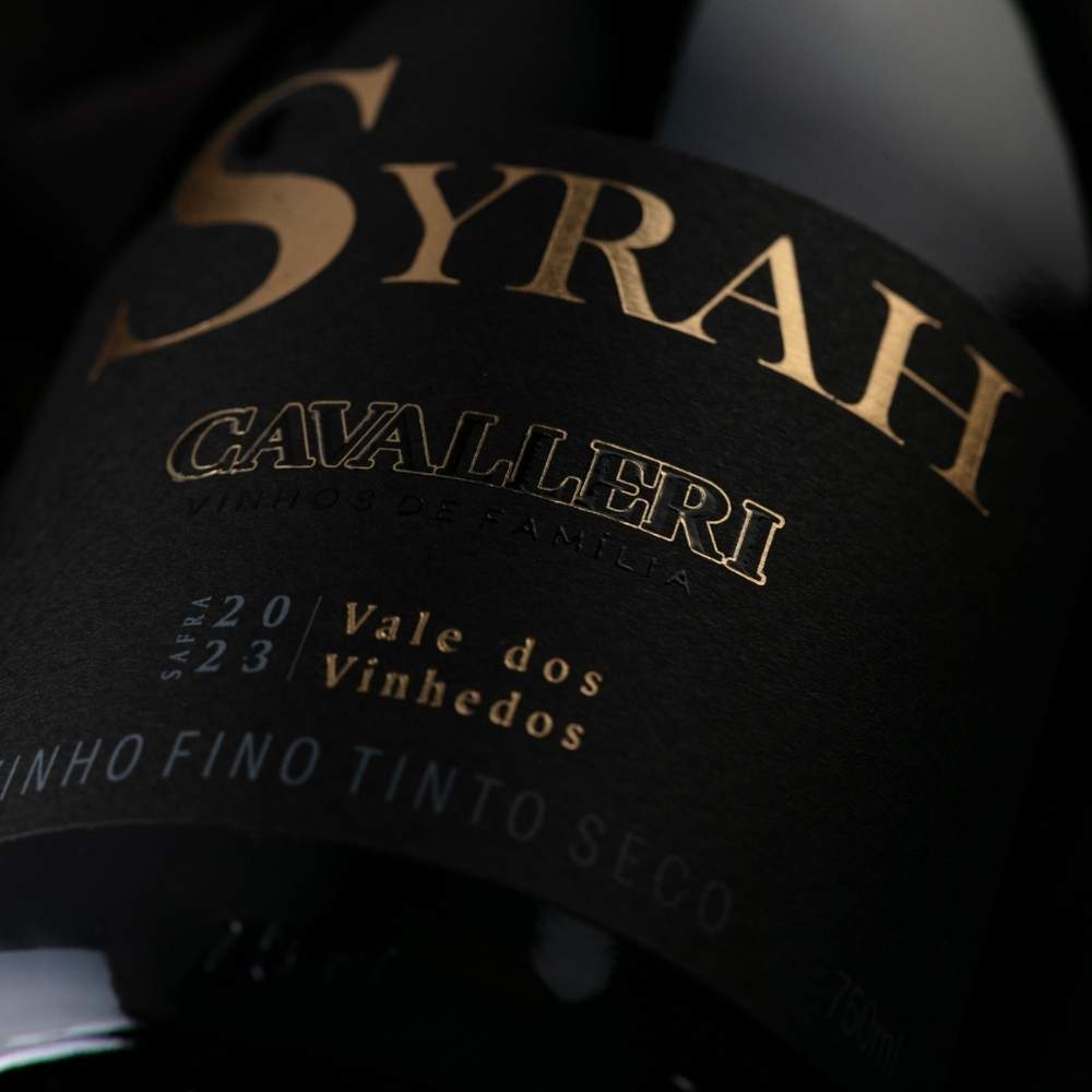 Vino tinto Syrah - Bodega Cavalleri