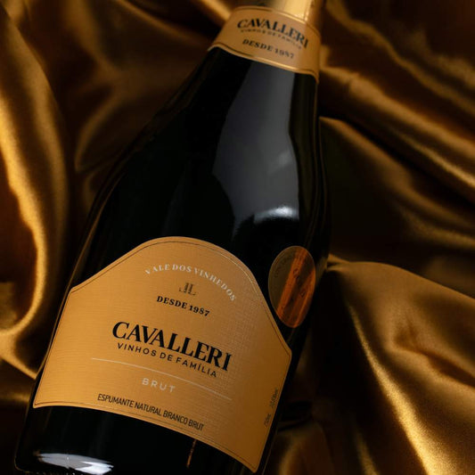 Charmat Brut Sparkling Wine - Cavalleri Winery