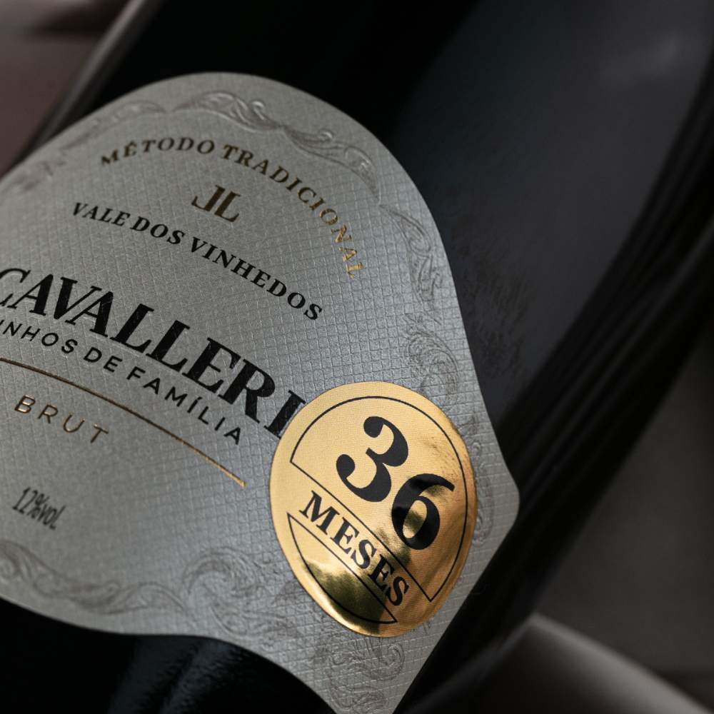 Brut Champenoise Sparkling Wine 36 Months - Cavalleri Winery
