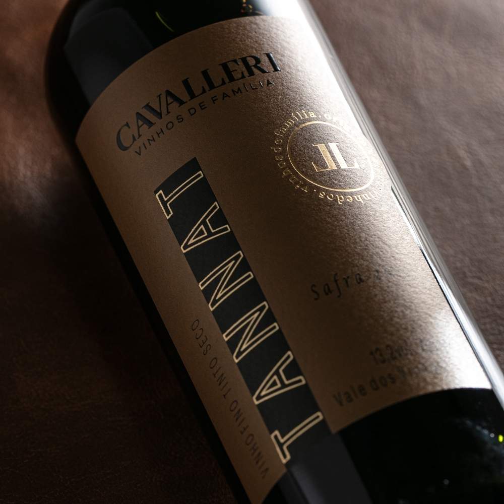 Vino tinto Tannat - Bodega Cavalleri