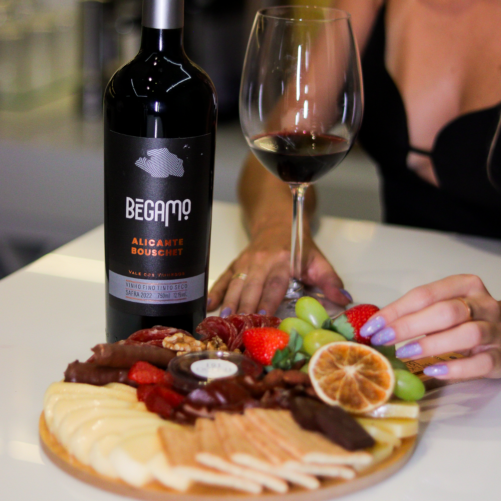 Vinho Tinto Alicante Bouschet Bégamo - Vinícola Cavalleri