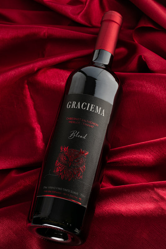 Vinho Coruja Tinto Suave Graciema - Vinícola CavallerI