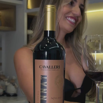 Vino tinto Tannat - Bodega Cavalleri